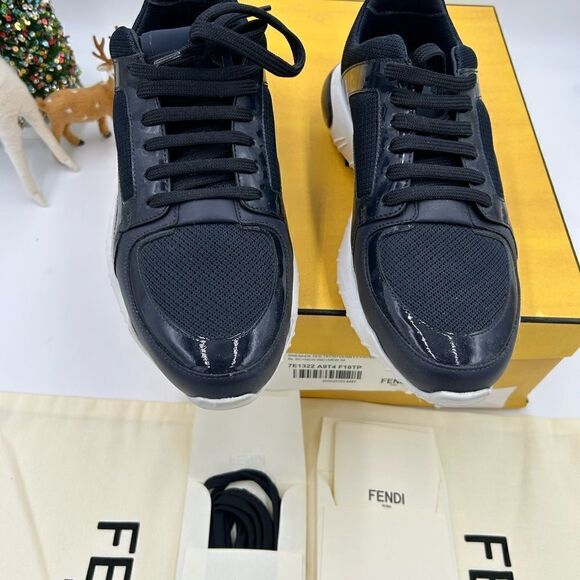 Men’s Fendi low top sneakers size 7, made in Italy - Picture 4 of 9